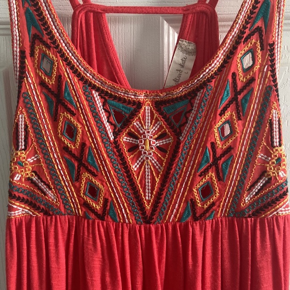 Colorful Altar’d State top - Picture 3 of 3